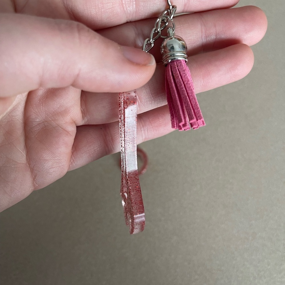 🎉🎉HP🎉🎉 Set of 2: Handmade Wrench Keychains - Picture 2 of 8